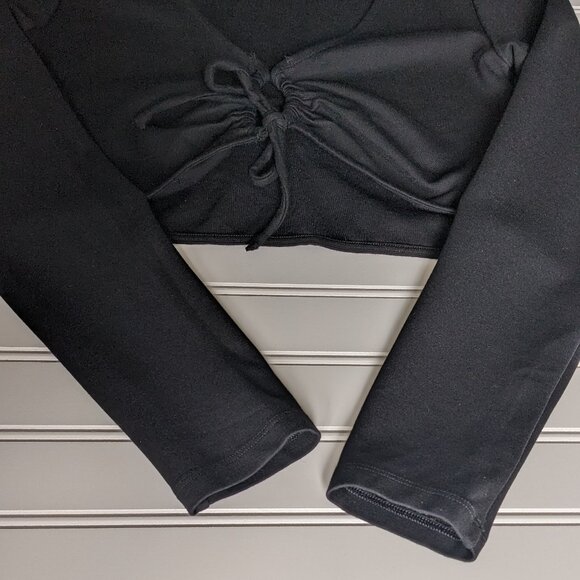 Aritzia Sun-deh Crop Top - Sunday Best Far Out V-neck Top with Cutout - Picture 9 of 11